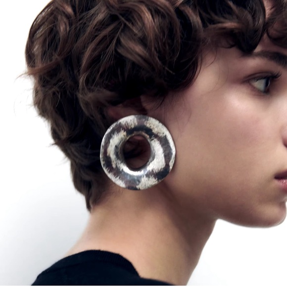 Zara Silver Circle Statement Earrings - Picture 3 of 10